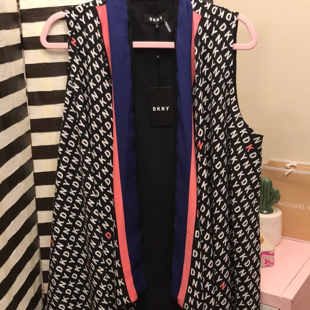 BNWT DKNY Asymmetrical Vest - Picture 2 of 5